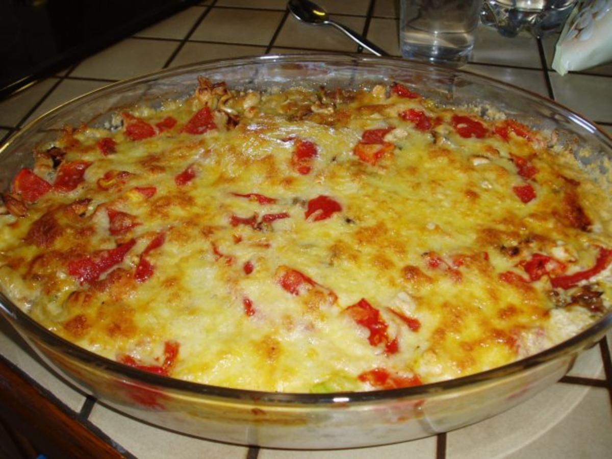 Hackfleisch Lauch Auflauf mit Käsehaube - schnell &amp; einfach - 126 kcal/100g