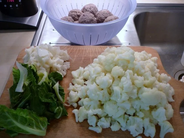 Rezept: Blumenkohlsüppchen mit Wildschwein – Hack - Klößchen.... Bild Nr. 5 Blumenkohlsüppchen mit Wildschwein – Hack - Klößchen.... - Rezept - Bild Nr. 5