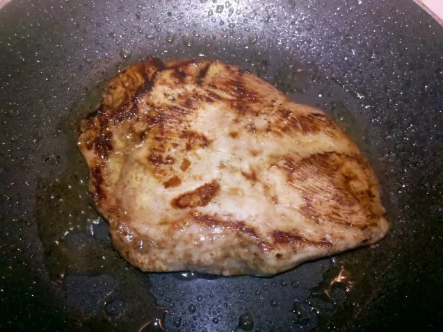 Geflügel: Mariniertes Putenschnitzel mit Bratspätzle und Käse-Sahne-Soße - Rezept - Bild Nr. 5