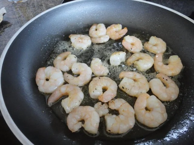 Rezept: Pasta al Limone mit King Prawns Bild Nr. 5 Pasta al Limone mit King Prawns - Rezept - Bild Nr. 5