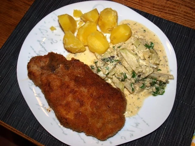 Junger Kohlrabi mit Kerbel- / Knoblauchsauce - Rezept