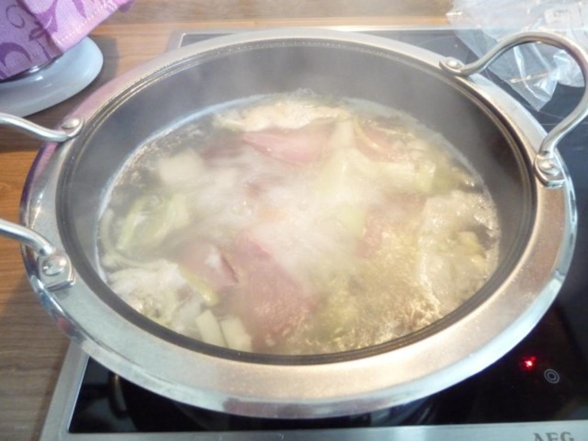 Suppen & Eintöpfe : Gemüsesuppe mit geräuchertem Schweinehals -kamm- - Rezept - Bild Nr. 3