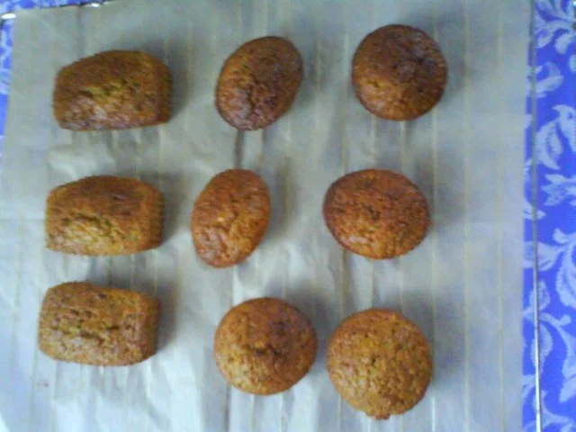 Rezept: Carrot Monster Cupcakes with Orange Frosting Bild Nr. 11 Carrot Monster Cupcakes with Orange Frosting - Rezept - Bild Nr. 11