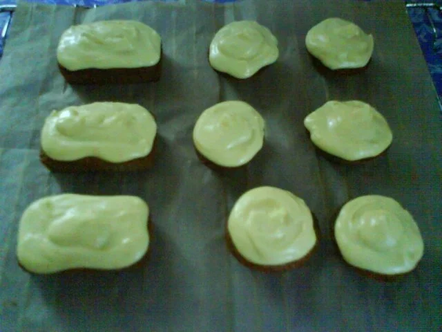 Rezept: Carrot Monster Cupcakes with Orange Frosting Bild Nr. 16 Carrot Monster Cupcakes with Orange Frosting - Rezept - Bild Nr. 16