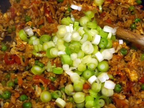 Scharfe Fischnuggets mit Bratreis - Rezept - Bild Nr. 7