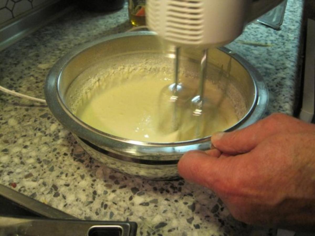 Eierpfannkuchen mit Schinken mit Pfifferlingen in Rotwein-Sahne-Soße dazu Feldsalat - Rezept - Bild Nr. 7