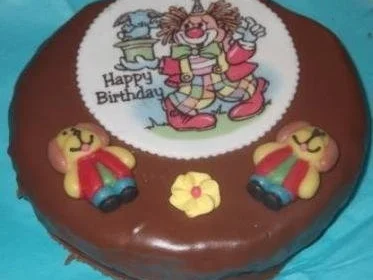 Rezept: Sacherkuchen a la Burzeltag Bild Nr. 2 Sacherkuchen a la Burzeltag - Rezept - Bild Nr. 2