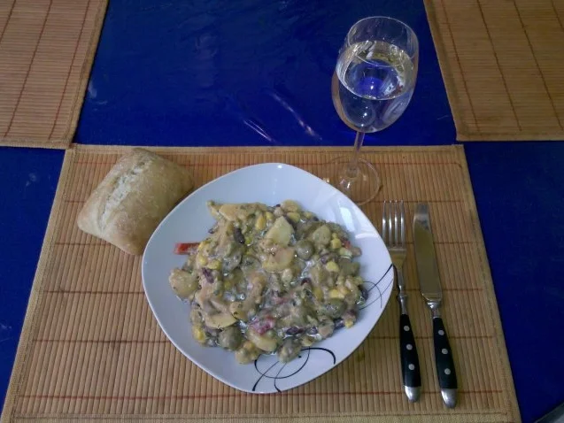 Salat: Herbstlicher Kartoffelsalat mit mediteranem touch - Rezept