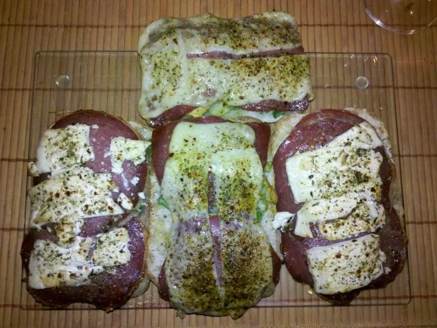 Rezept: Abendbrot: Überbackene Steinofenbrötchen Bild Nr. 8 Abendbrot: Überbackene Steinofenbrötchen - Rezept - Bild Nr. 8