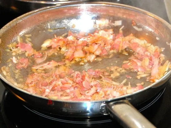 Rezept: CUISSE DE POULARDE TESSINOISE / POULARDENKEULEN "TESSINER ART" Bild Nr. 5 CUISSE DE POULARDE TESSINOISE / POULARDENKEULEN "TESSINER ART" - Rezept - Bild Nr. 5