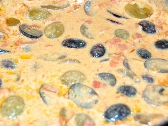 Rezept: CUISSE DE POULARDE TESSINOISE / POULARDENKEULEN "TESSINER ART" Bild Nr. 6 CUISSE DE POULARDE TESSINOISE / POULARDENKEULEN "TESSINER ART" - Rezept - Bild Nr. 6