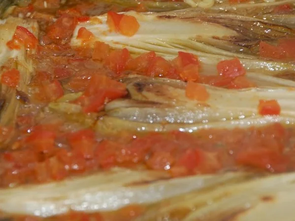 GESCHMORTE BRÜSSELER SPITZEN MIT TOMATEN   (CHICOREE / ENDIVES BELGES) - Rezept - Bild Nr. 9