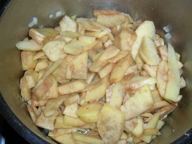 Quitten-Rotkohl (als Beilage zu meiner Gans) - Rezept - Bild Nr. 3