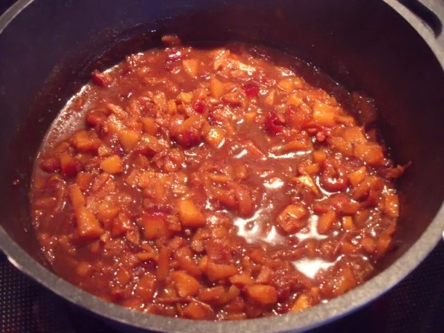 Rezept: Quitten-Pflaumen-Dattel-Chutney Bild Nr. 2 Quitten-Pflaumen-Dattel-Chutney - Rezept - Bild Nr. 2