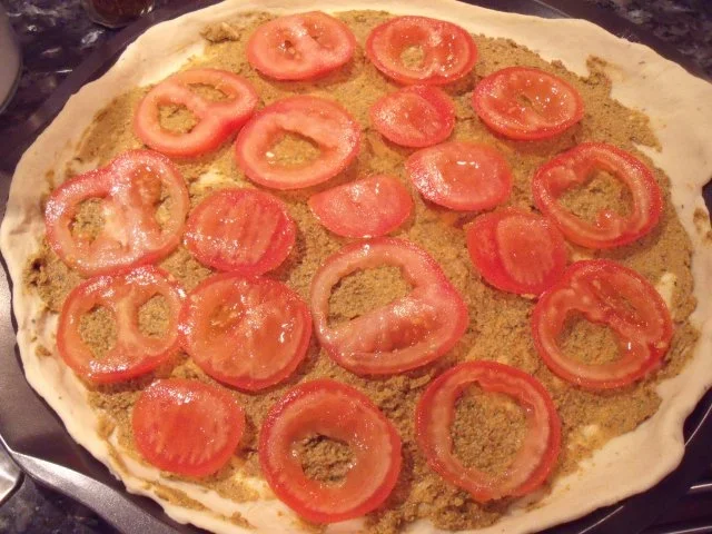 Rezept: Pizza Pesto rosso Bild Nr. 2 Pizza Pesto rosso - Rezept - Bild Nr. 2