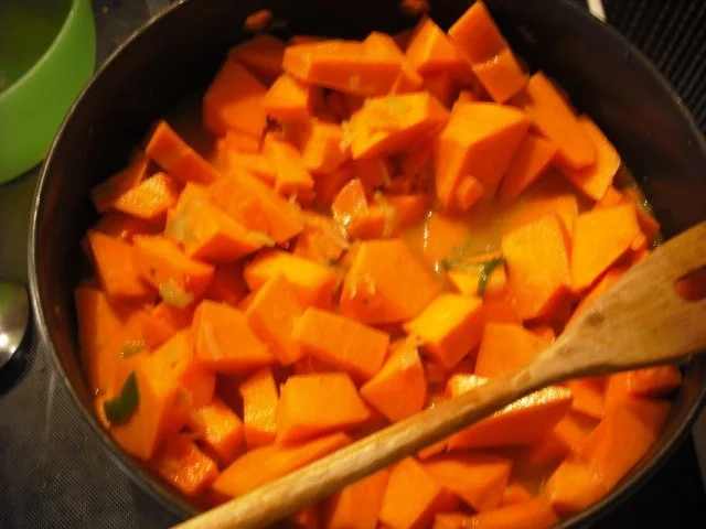 Rezept: Kürbissuppe mal anders Bild Nr. 8 Kürbissuppe mal anders - Rezept - Bild Nr. 8