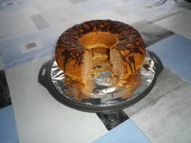 Sahne - Nuss - Kuchen - Rezept