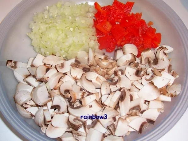 Rezept: Kochen: Jäger-Bällchen in Rotwein-Sahne-Sauce Bild Nr. 2 Kochen: Jäger-Bällchen in Rotwein-Sahne-Sauce - Rezept - Bild Nr. 2