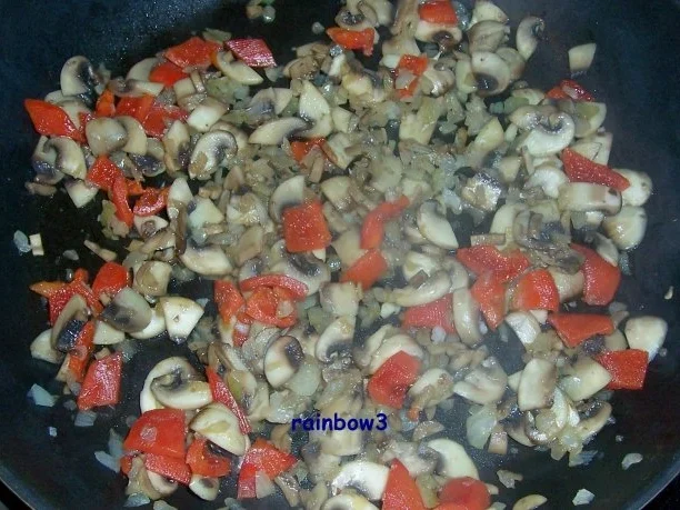 Rezept: Kochen: Jäger-Bällchen in Rotwein-Sahne-Sauce Bild Nr. 5 Kochen: Jäger-Bällchen in Rotwein-Sahne-Sauce - Rezept - Bild Nr. 5