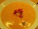 Pikant cremige Paprikasuppe mit weißen Bohnen - Rezept