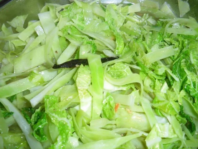 Rezept: Schweinelachsbraten mit zweierlei Kohlgemüse Bild Nr. 5 Schweinelachsbraten mit zweierlei Kohlgemüse - Rezept - Bild Nr. 5