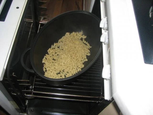 Allgäuer Käsespätzle mit Rostzwiebel - Rezept - Bild Nr. 4