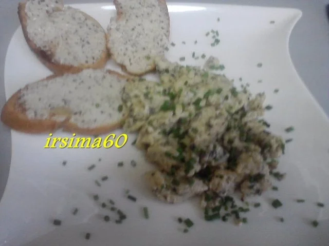 Rezept: Rührei mit schwarzen Trüffeln Bild Nr. 2 Rührei mit schwarzen Trüffeln - Rezept - Bild Nr. 2