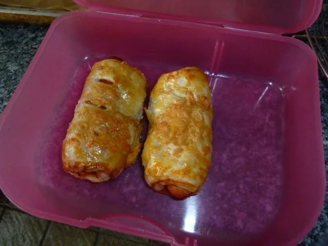 Würstchen im Blätterteig- mit Ketchup.- Basilikumfüllung - Rezept - Bild Nr. 2