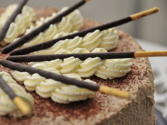 Rezept: Adventskalender 1. Tag: Williams-Christ-Wickeltorte Bild Nr. 4 Adventskalender 1. Tag: Williams-Christ-Wickeltorte - Rezept - Bild Nr. 4