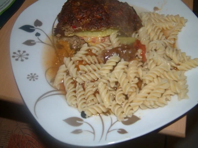 Rezept: Hackbraten-Roulade mit Lauch Hackbraten-Roulade mit Lauch - Rezept