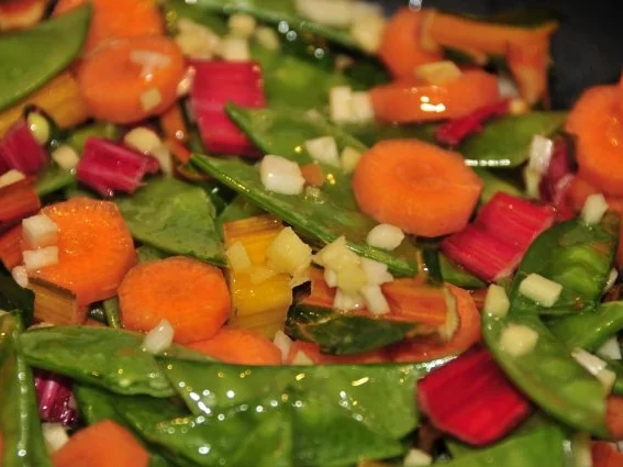 Asiatische Gemüsepfanne an scharfer Kokossauce - Rezept - Bild Nr. 5