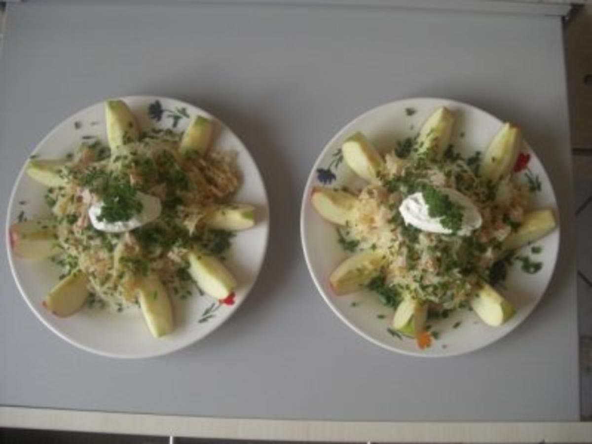 Sauerkraut Salat - Rezept mit Bild - kochbar.de
