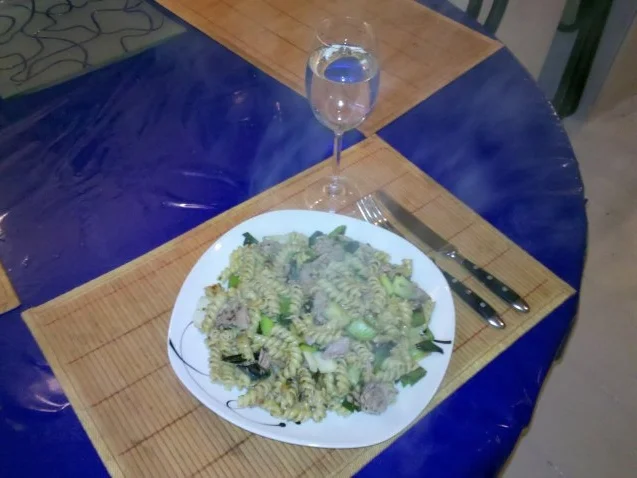 Rezept: Fisch: Lauch-Thunfisch-Pfanne Bild Nr. 9 Fisch: Lauch-Thunfisch-Pfanne - Rezept - Bild Nr. 9