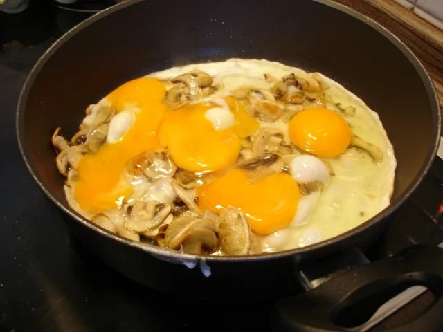 Champignonrührei mit Rettichsalat - Rezept - Bild Nr. 13