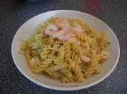 Krabbennudeln mit Orangen-Curry-Soße - Rezept