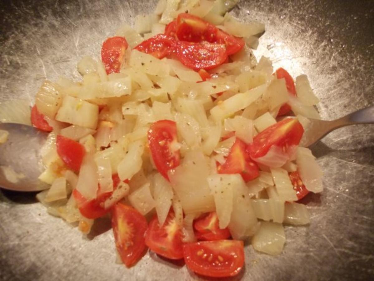 Fenchel-Tomatengemüse auf Spagettinest - Rezept - Bild Nr. 4