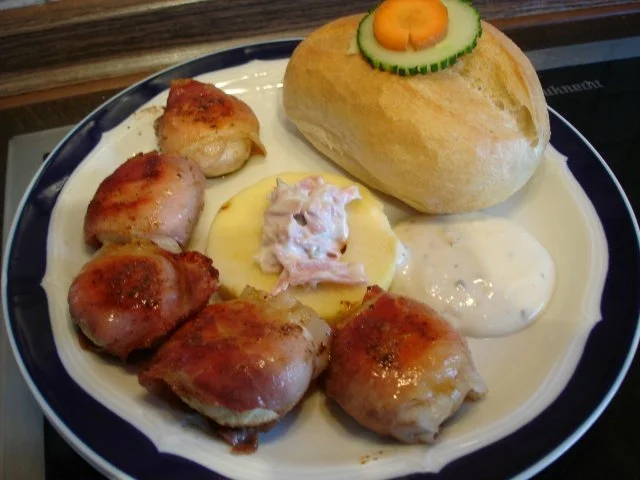 Rezept: Champignons im Speckmantel Champignons im Speckmantel - Rezept