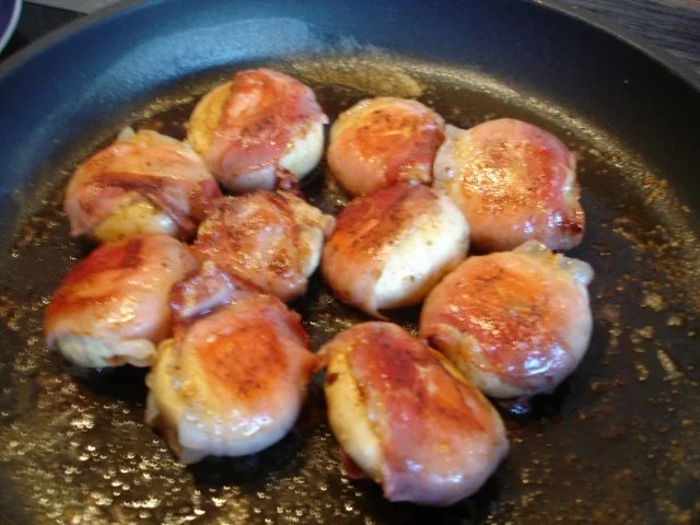 Rezept: Champignons im Speckmantel Bild Nr. 5 Champignons im Speckmantel - Rezept - Bild Nr. 5