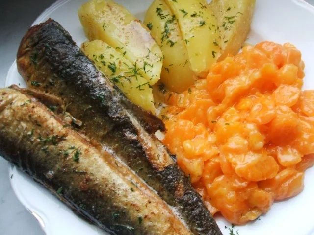 Rezept: Grüne Heringe - Salzkartoffeln und feinem Grüne Heringe - Salzkartoffeln und feinem - Rezept