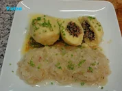 Fleischknödel mit Sauerkraut - Rezept