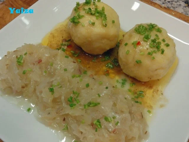 Fleischknödel mit Sauerkraut - Rezept - Bild Nr. 2