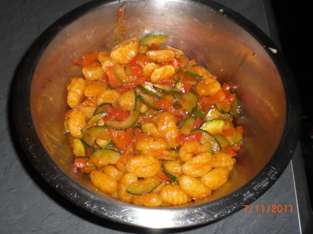 Rezept: Gnocchi-Salat Bild Nr. 9 Gnocchi-Salat - Rezept - Bild Nr. 9