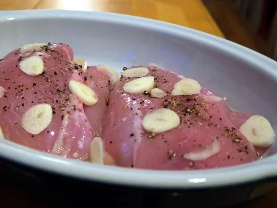 Rezept: Zwiebelhähnchen mit Ofentomaten Bild Nr. 2 Zwiebelhähnchen mit Ofentomaten - Rezept - Bild Nr. 2