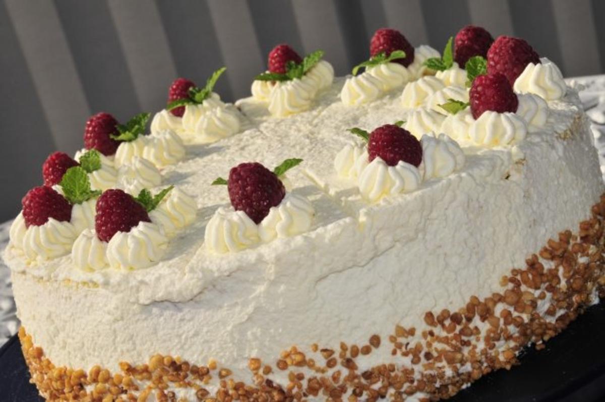 Käse-Sahne-Wickeltorte - Rezept mit Bild - kochbar.de