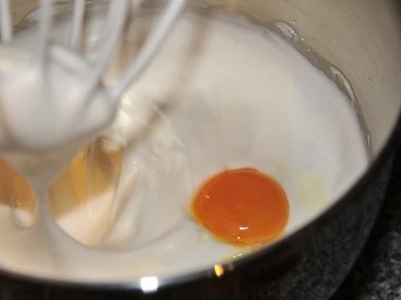 Käse-Sahne-Wickeltorte - Rezept - Bild Nr. 6