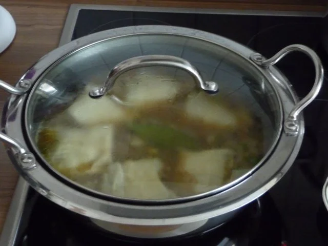 Suppen & Eintöpfe : Leberknödelsuppe mit Maultaschen - Rezept - Bild Nr. 13