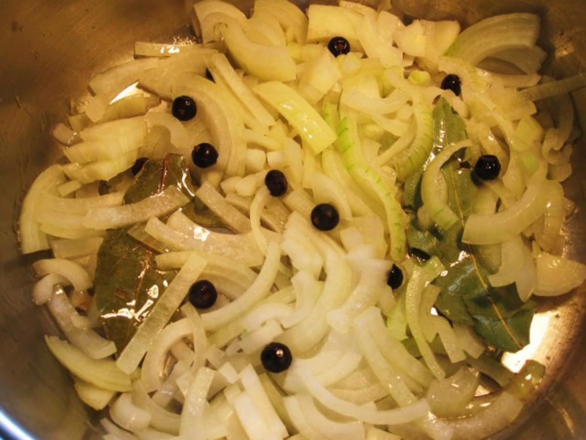 Sauerkraut mit Pökelfleisch - einfach - von mimi