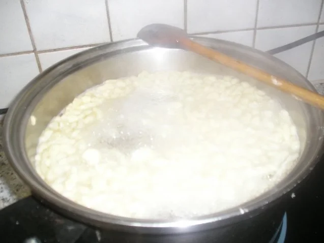 Rezept: Eierspätzle mit Käse Bild Nr. 5 Eierspätzle mit Käse - Rezept - Bild Nr. 5