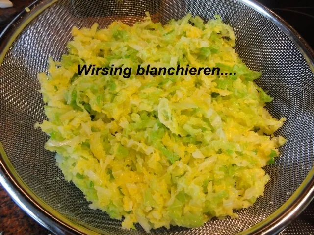 Gemüse:   RAHMWIRSING zu Rindersteak und Rösti - Rezept - Bild Nr. 5