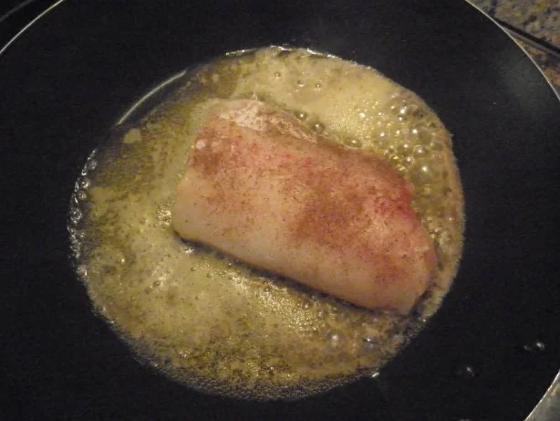 Rezept: Kürbis - Püree und Kabeljau mit Kürbis- Nusskruste auf Apfelsoße Bild Nr. 5 Kürbis - Püree und Kabeljau mit Kürbis- Nusskruste auf Apfelsoße - Rezept - Bild Nr. 5